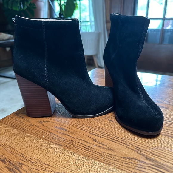 Jeffrey Campbell Suede Rumble Boot. NEVER WORN. Size 6.5 - Picture 7 of 7